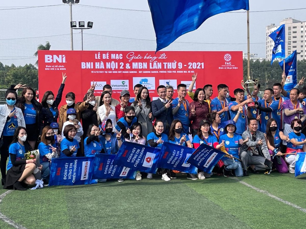 DOLO tham dự lễ bế mạc giải bóng đá BNI Hà Nội 2 và MBN lần thứ 9 năm 2021