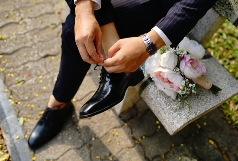 Bỏ túi cách chọn giày cưới nam
