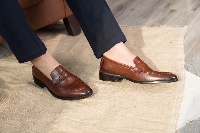 DoloMen ra mắt mẫu giày da mới trong BST màu đông 2020