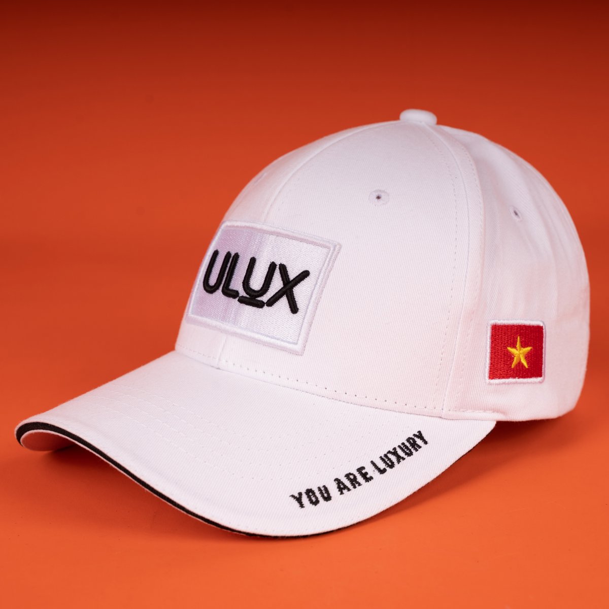 Mũ (nón) Golf Pro Cap ULUX UMG101-Trắng